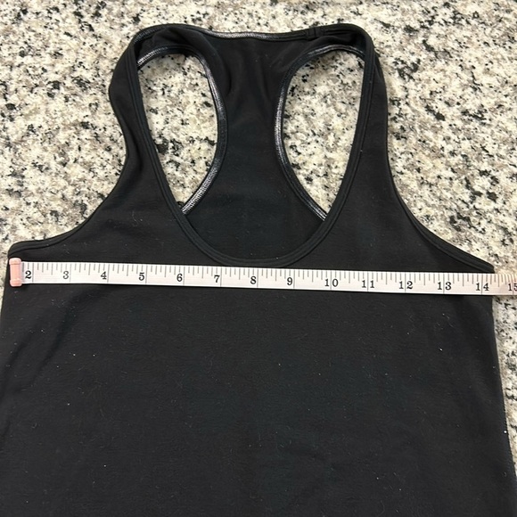 Lululemon Razorback Tee - Picture 5 of 8